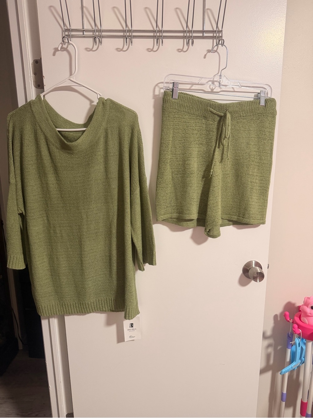 Amazon Olive Green Knit Top and Drawstring Short Set